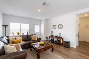 200 Montego St, Hutto, TX 78634 - Photo 6