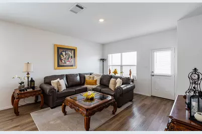 200 Montego Street, Hutto, TX 78634 - Photo 4