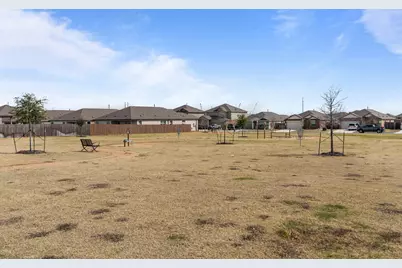 200 Montego Street, Hutto, TX 78634 - Photo 34