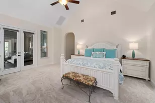 9400 Stratus Dr, Dripping Springs, TX 78620 - Photo 16