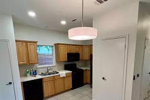 1901 1901 New York Av Ave, Austin, TX 78702 - Photo 8