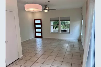1901 1901 New York Av Avenue #B, Austin, TX 78702 - Photo 2