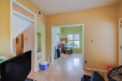 3115 Tom Green Street #404, Austin, TX 78705 - Photo 12