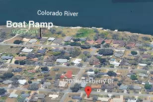 1203 Hackberry Dr, Marble Falls, TX 78654 - Photo 14