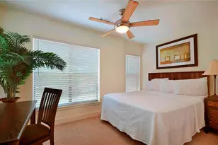 711 W 32nd St, Austin, TX 78705 - Photo 6