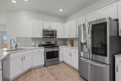 7812 City Top Boulevard, Austin, TX 78724 - Photo 6