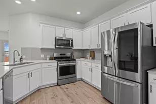 7812 City Top Blvd, Austin, TX 78724 - Photo 6