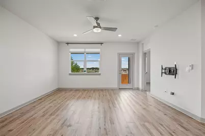 7812 City Top Boulevard, Austin, TX 78724 - Photo 12