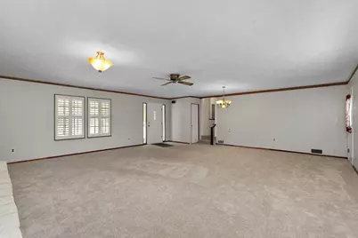 501 W Creek Street, Fredericksburg, TX 78624 - Photo 10
