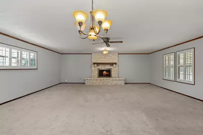 501 W Creek Street, Fredericksburg, TX 78624 - Photo 8