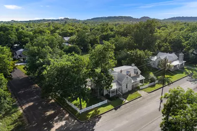 501 W Creek Street, Fredericksburg, TX 78624 - Photo 6