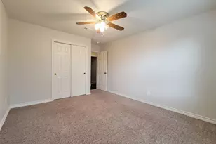 702 Phillip Ln, Liberty Hill, TX 78642 - Photo 16
