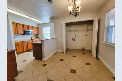 702 Phillip Lane, Liberty Hill, TX 78642 - Photo 10