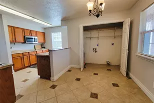 702 Phillip Ln, Liberty Hill, TX 78642 - Photo 10