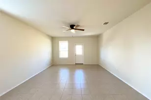 5216 Cressler Ln, Jarrell, TX 76537 - Photo 12