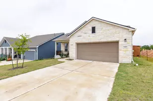 208 Wagon Spoke Wy, Liberty Hill, TX 78642 - Photo 2