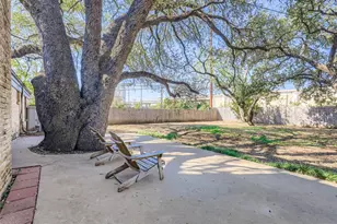 5702 Fairlane Dr, Austin, TX 78757 - Photo 20