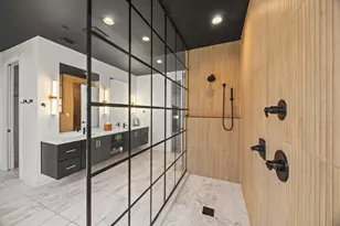 900 S 2nd St, Austin, TX 78704 - Photo 30