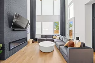 900 S 2nd St, Austin, TX 78704 - Photo 12