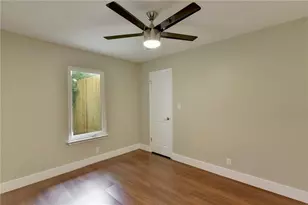 7504 Carver Ave, Austin, TX 78752 - Photo 6