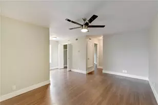 7504 Carver Ave, Austin, TX 78752 - Photo 4