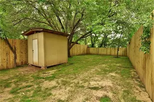 7504 Carver Ave, Austin, TX 78752 - Photo 10