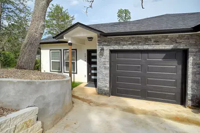 121 S Kanaio #B Drive, Bastrop, TX 78602 - Photo 2