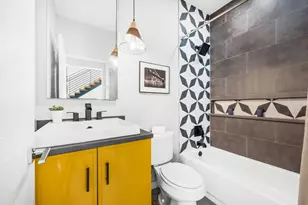 2203 E 51st St, Austin, TX 78723 - Photo 8