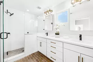 2203 E 51st St, Austin, TX 78723 - Photo 18