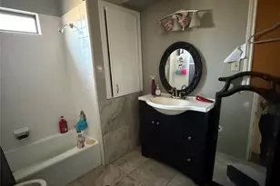 305 Columbine St, Marble Falls, TX 78654 - Photo 8