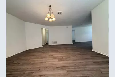 18421 Crestwind Cove, Elgin, TX 78621 - Photo 6