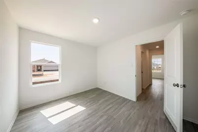 2867 Rosefinch Street, New Braunfels, TX 78130 - Photo 16