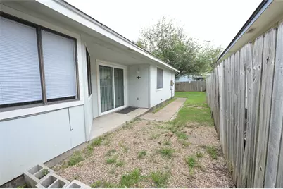 1901 Rainy Meadows Drive, Austin, TX 78758 - Photo 14