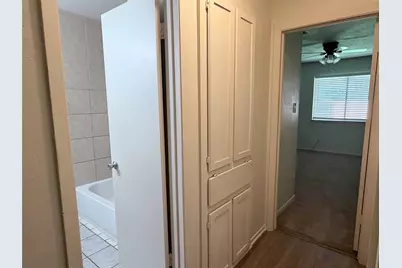 410 Linden Street #B, Bastrop, TX 78602 - Photo 14