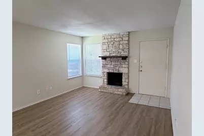 410 Linden Street #B, Bastrop, TX 78602 - Photo 4