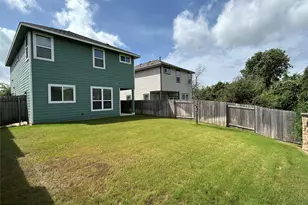 424 San Gabriel River Rd, Georgetown, TX 78626 - Photo 2