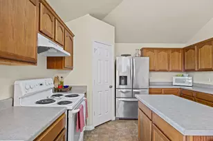 1516 Paint Brush Dr, Lockhart, TX 78644 - Photo 10