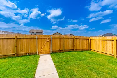 126 Avre Loop, San Marcos, TX 78640 - Photo 16