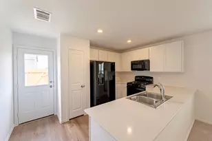 126 Avre Loop, San Marcos, TX 78640 - Photo 20