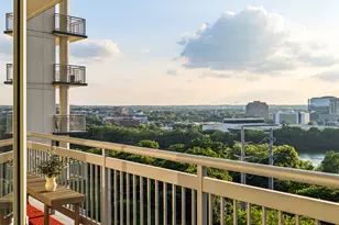 603 Davis St, Austin, TX 78701 - Photo 32