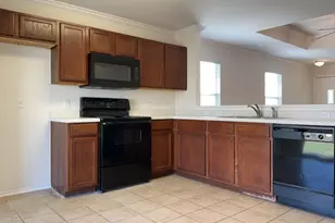 129 Luna Vista Dr, Hutto, TX 78634 - Photo 6