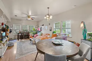 2115 E 18th St, Austin, TX 78702 - Photo 8