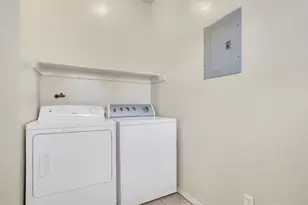 2115 E 18th St, Austin, TX 78702 - Photo 20