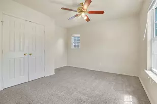 2115 E 18th St, Austin, TX 78702 - Photo 18