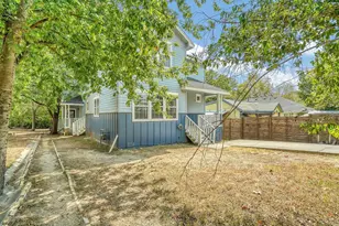 2115 E 18th St, Austin, TX 78702 - Photo 4