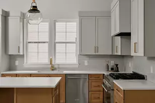 2209 Woodland Ave, Austin, TX 78741 - Photo 14
