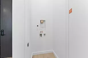 610 Davis St, Austin, TX 78701 - Photo 24