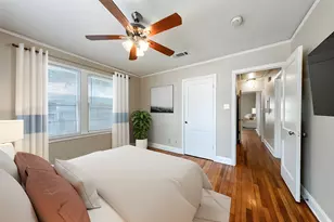 909 E 38th St, Austin, TX 78705 - Photo 2