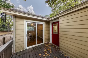 909 E 38th St, Austin, TX 78705 - Photo 36