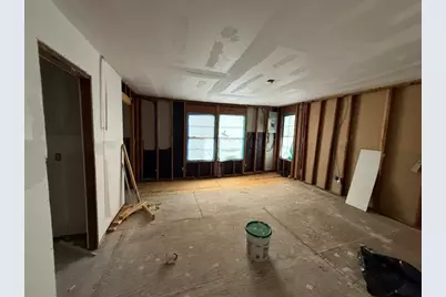 1702 Perez Street, Austin, TX 78721 - Photo 10